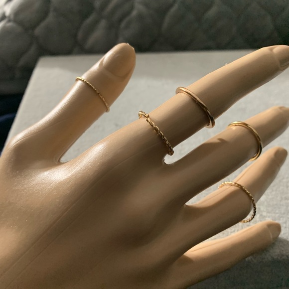 Woman’s Gold fashion rings. NWNT. Sizes vary. - Picture 5 of 8